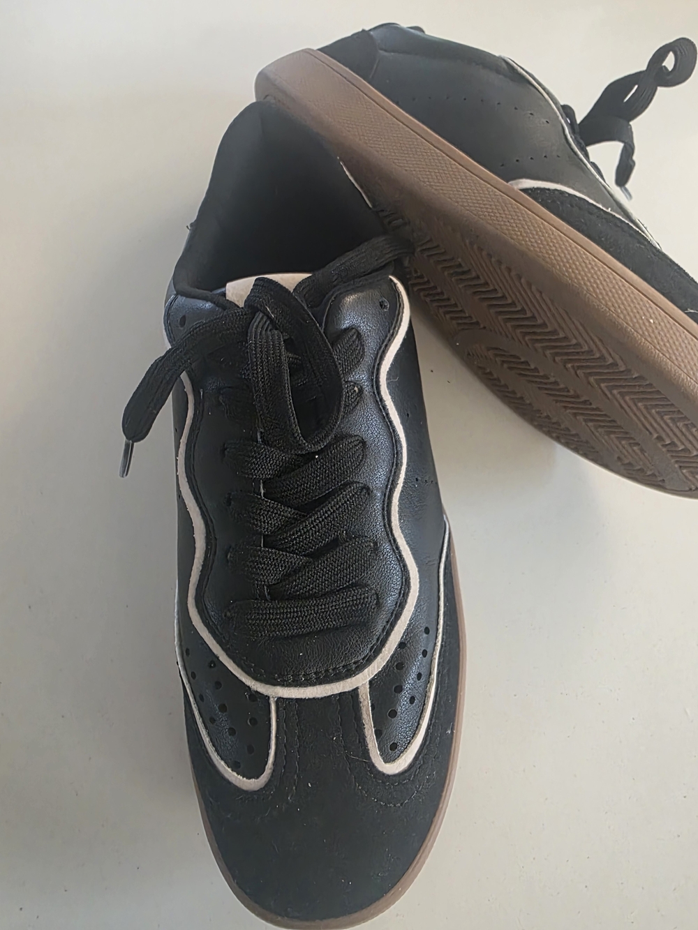 Dolce Vita Black Sneakers with White Trim and Brown Sole